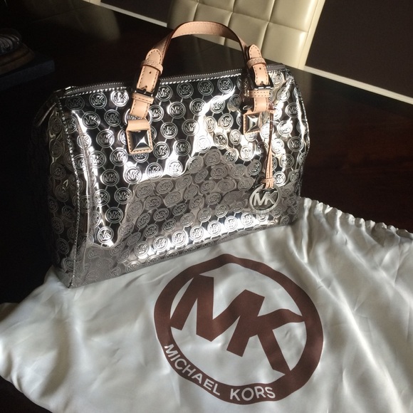 MICHAEL KORS handbag