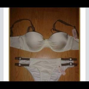 Victoria's Secret bikini