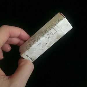 MAC Giambattista Valli lipstick in Bianca B