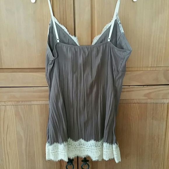 Spaghetti strap top - Picture 3 of 3