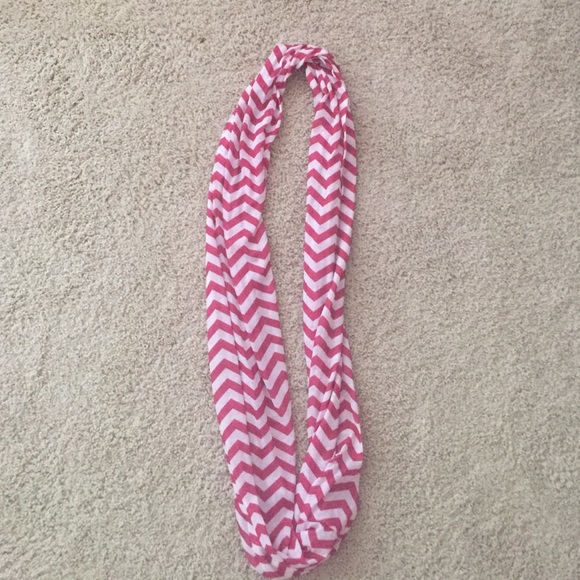 Chevron infinity scarf