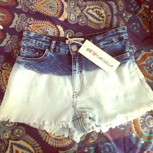 H&M ❤️Coachella High-Waisted Shorts