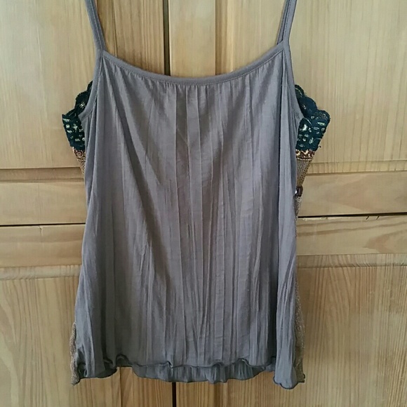 Spaghetti strap top - Picture 3 of 3