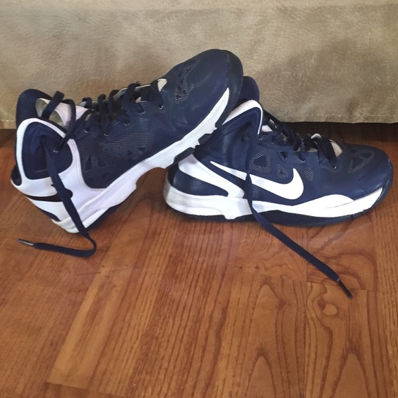 Nike basketball shoe