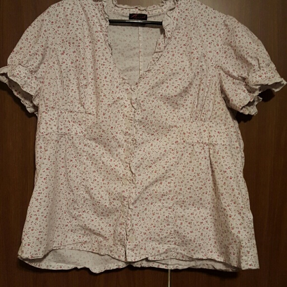 Torrid size 2 shirt