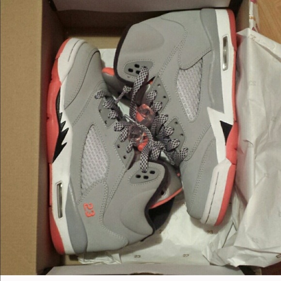 Air Jordan retro 5 hot lava