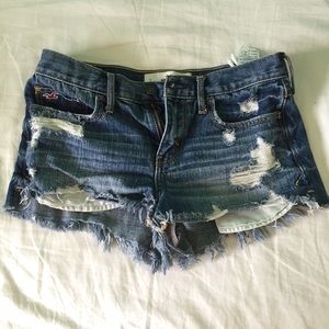 Hollister high waisted shorts!