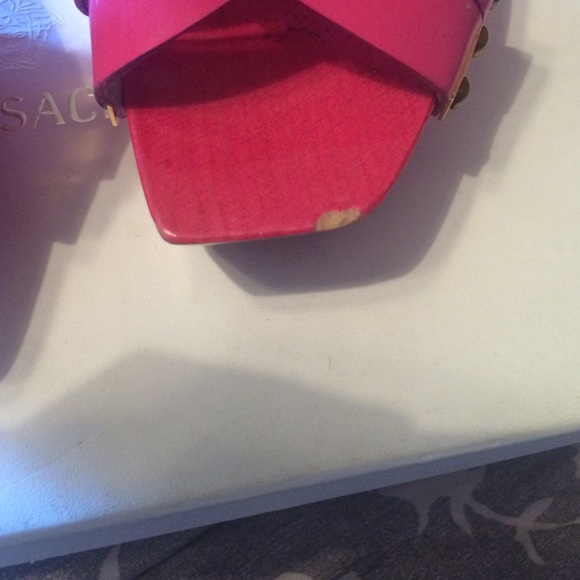 Half of Versace Shoes💥 - Picture 3 of 4