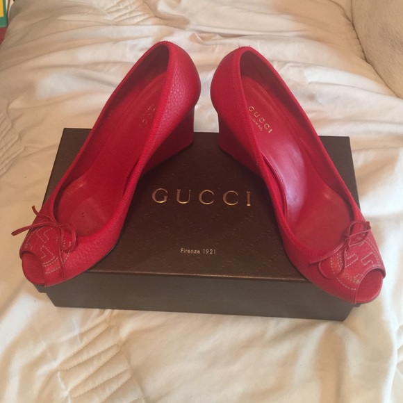 RED GUCCI wedges 38