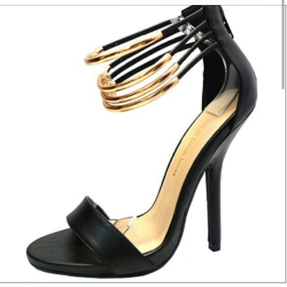 Shoes - Picture 1 of 1