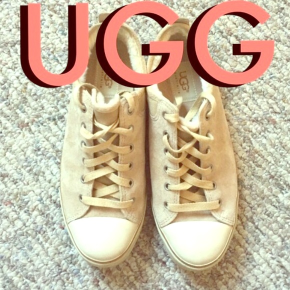 UGG Sneakers