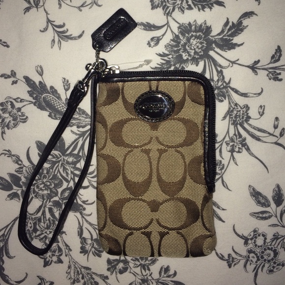 Coach wristlet