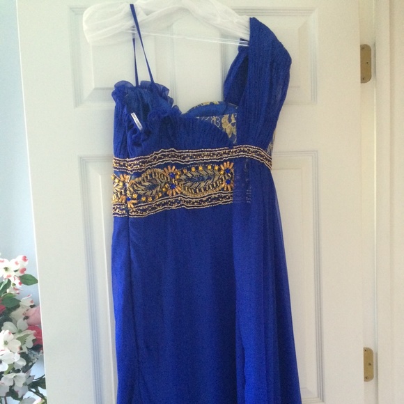 Mnm couture Dress size 10 - Picture 2 of 2