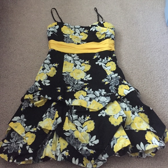 Juniors Dress