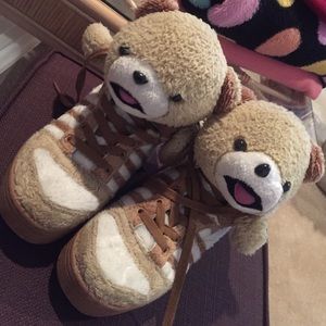 Adidas Jeremy Scott size 4