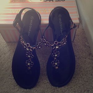 wild diva thong sandals