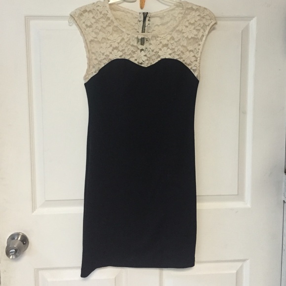 Black and lace bodycon dress
