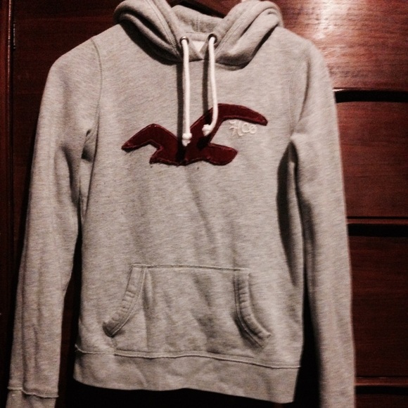 Light grey Hollister hoodie ☺️