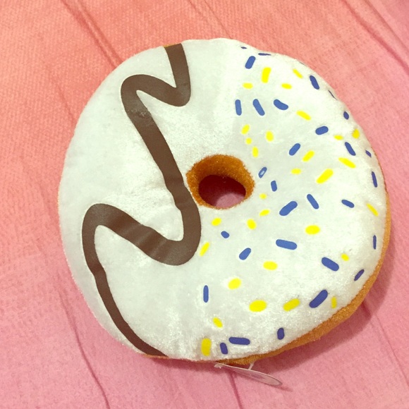 Small donut toy
