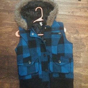 Black and blue thick vest
