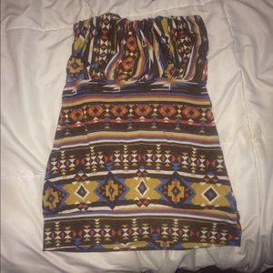 Tribal halter top ➰