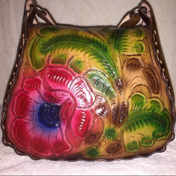 BEAUTIFUL GENUINE LEATHER HANDMADE PURSE - Picture 2 of 4