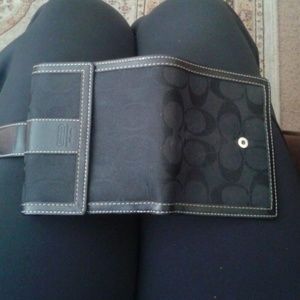 Coach Bi-fold wallet