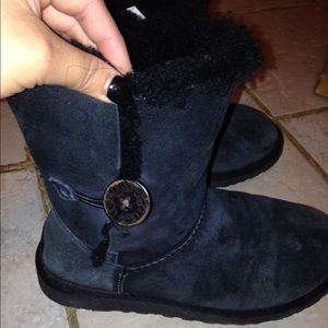 Bailey button Uggs size 7.