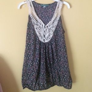 SOLD IN BUNDLE Floral RacerBack w/ lace