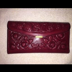 BEAUTIFUL GENUINE LEATHER HANDMADE WALLET