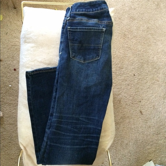 ON HOLD American eagle skinny jeans