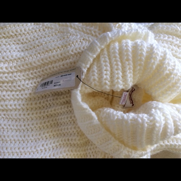 Turtle neck sweater