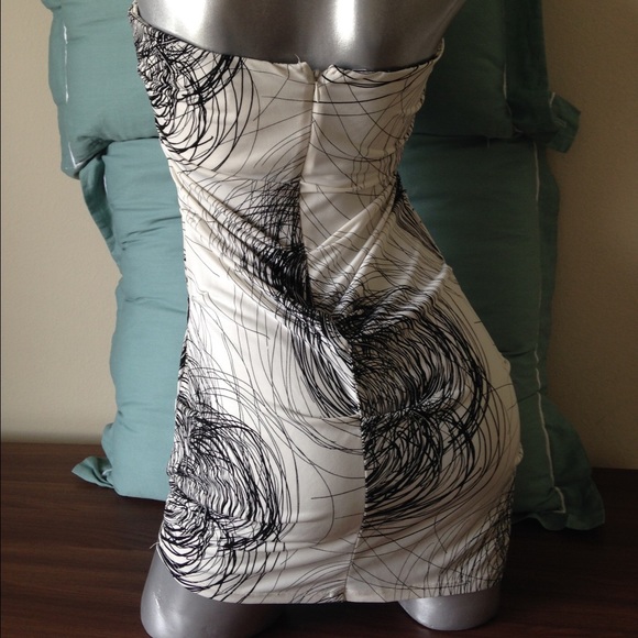 Dress stapless - Picture 3 of 3