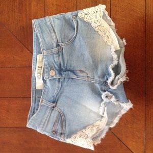Brandy Melville shorts