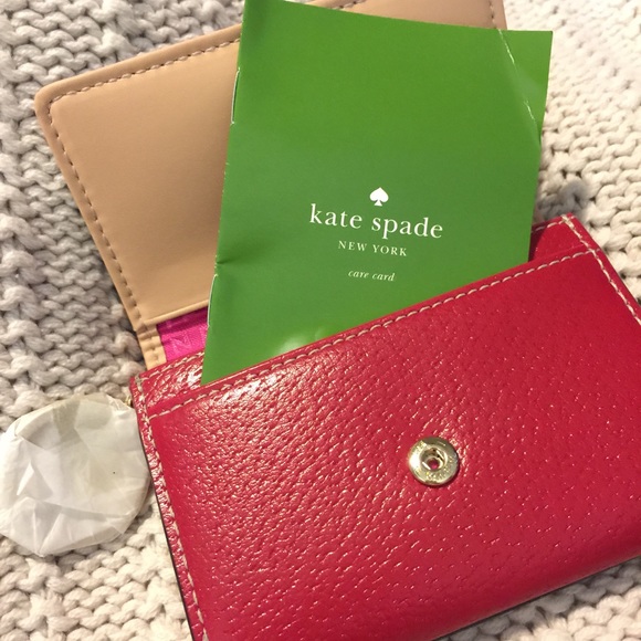 HOST PICK🎉kate spade ♠️ keychain wallet - Picture 3 of 4