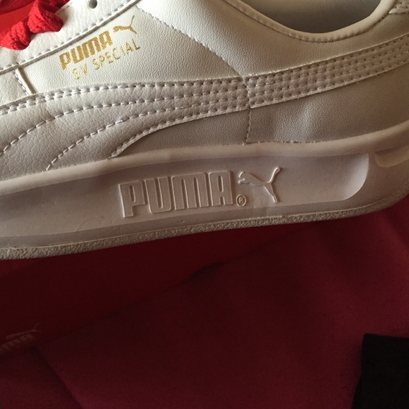 Puma - Picture 2 of 4