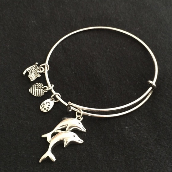Jewelry - Dolphins Silver Bracelet✨3 available ✨