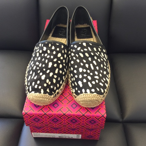 How Celebrity Designer Tory Burch Created Her Hit Reva  Tory Burch flats