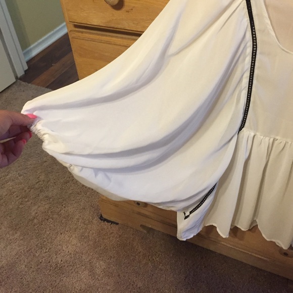 Sheer blouse - Picture 2 of 2