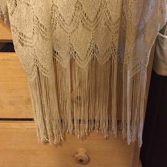 Fringe top - Picture 3 of 3