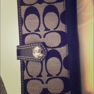 Authentic Coach wallet