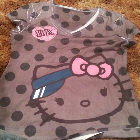Hello kitty shirt junior size
