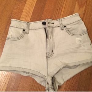 2 pair bdg shorty shorts. Bundle for @apaige92