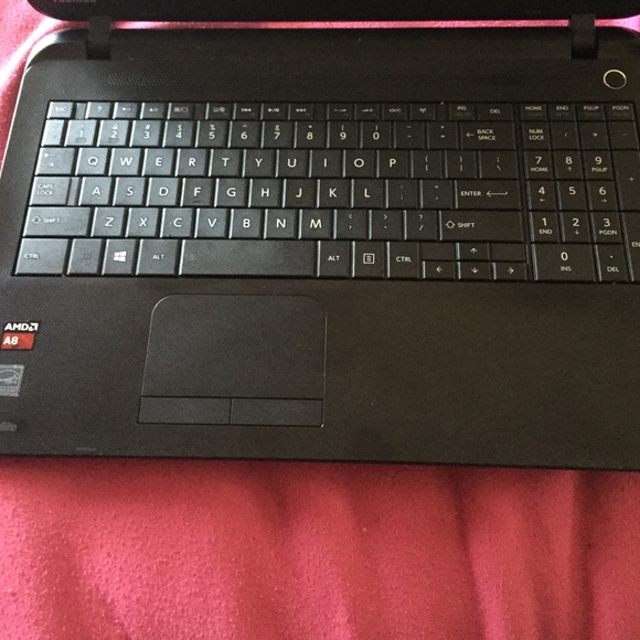 Laptop - Picture 2 of 3