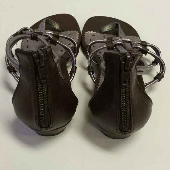 Coconuts Sandals - Picture 3 of 4