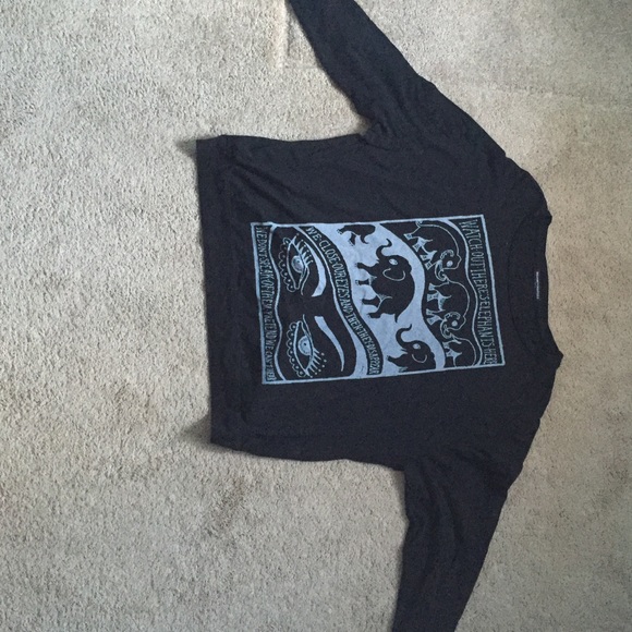 Brandy Melville Long Sleeve Elephant Shirt