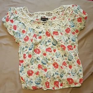 Wetseal floral red white and blue top