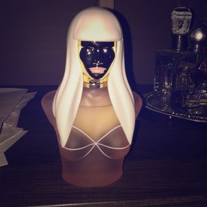Nicki Minaj perfume