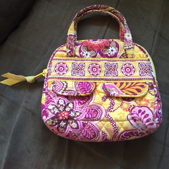Adorable Vera Bradley Handbag - Picture 1 of 3