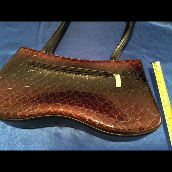 Brown texture purse